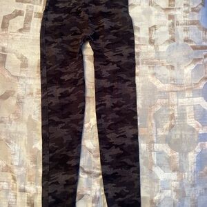 SPANX Women's Camouflage Leggings